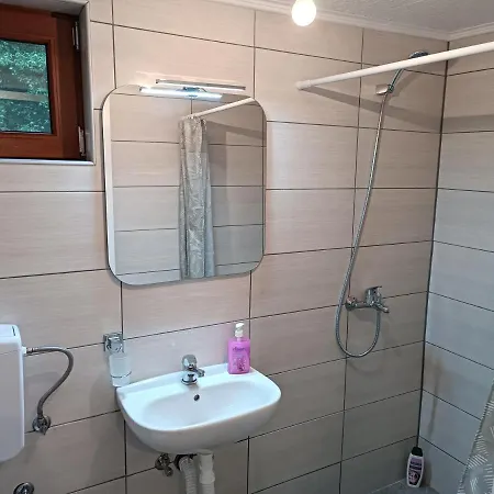 アパート Auto Camp Vinac *