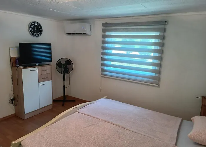 Auto Camp Vinac Apartment *